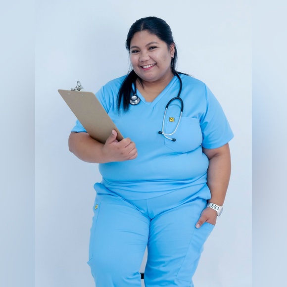 XXL Size Top and Jogger Scrub Set - Picture 1 of 12